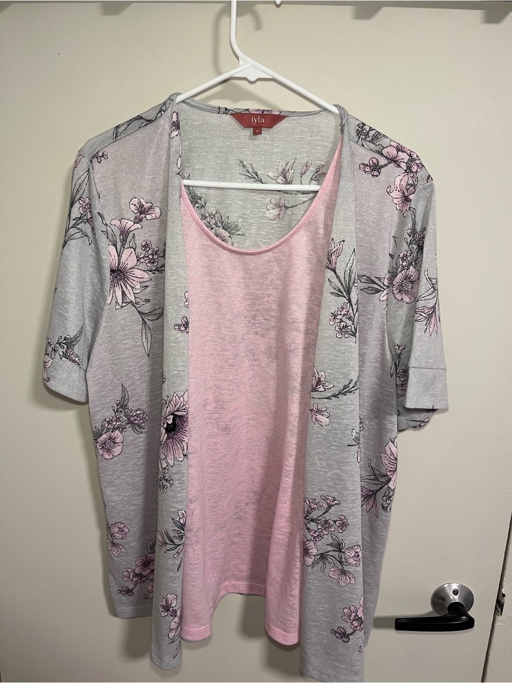 Iyla 1X Pink & Gray Floral Layered Women's Top